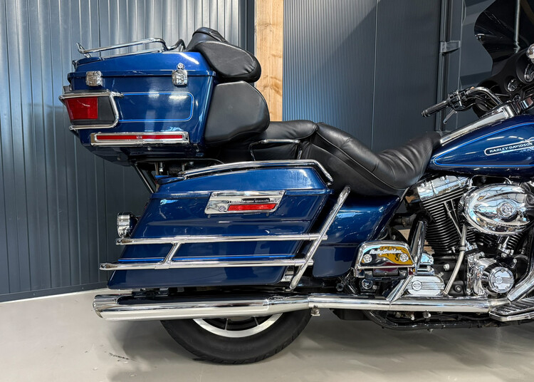 FLHTC Electra Glide Classic 1999