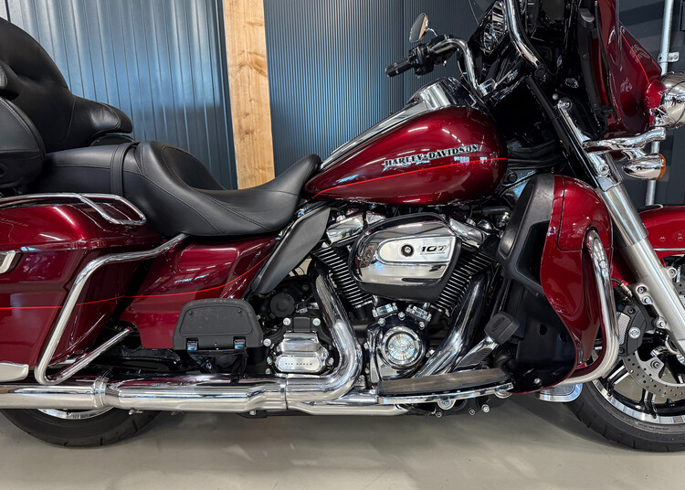 FLHTK Electra Glide Limited 107 2018