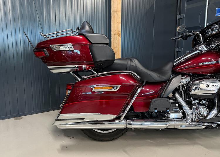 FLHTK Electra Glide Limited 107 2018