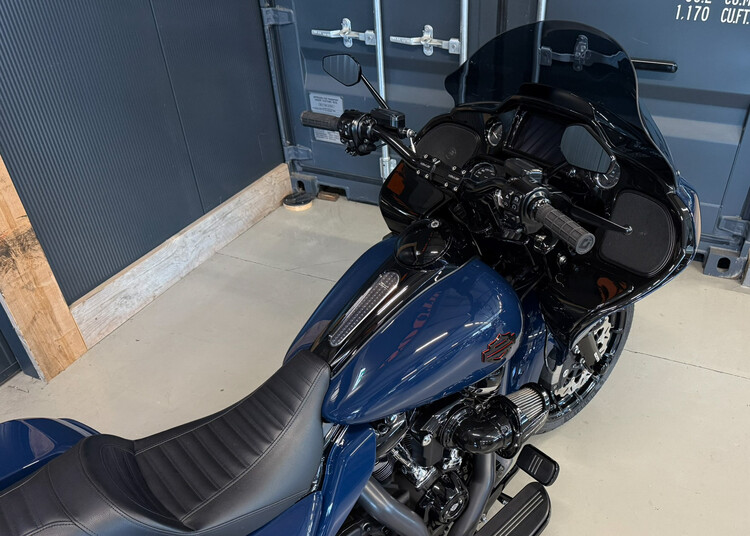 FLTRXS Road Glide Special 114 2018