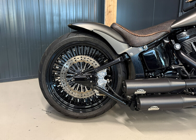 Custom Softail 2004