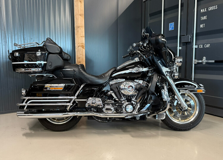 FLHTCUI Electra Glide Ultra Classic 2003