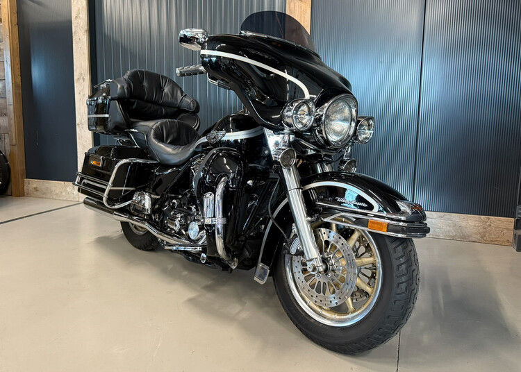 FLHTCUI Electra Glide Ultra Classic 2003