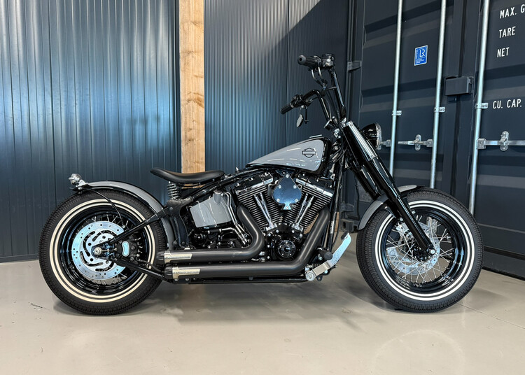 FLSTC Softail Custom 2004