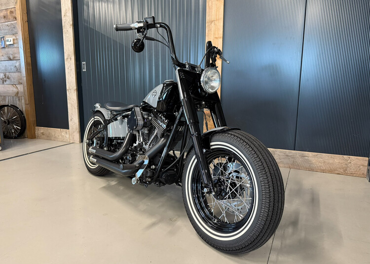 FLSTC Softail Custom 2004