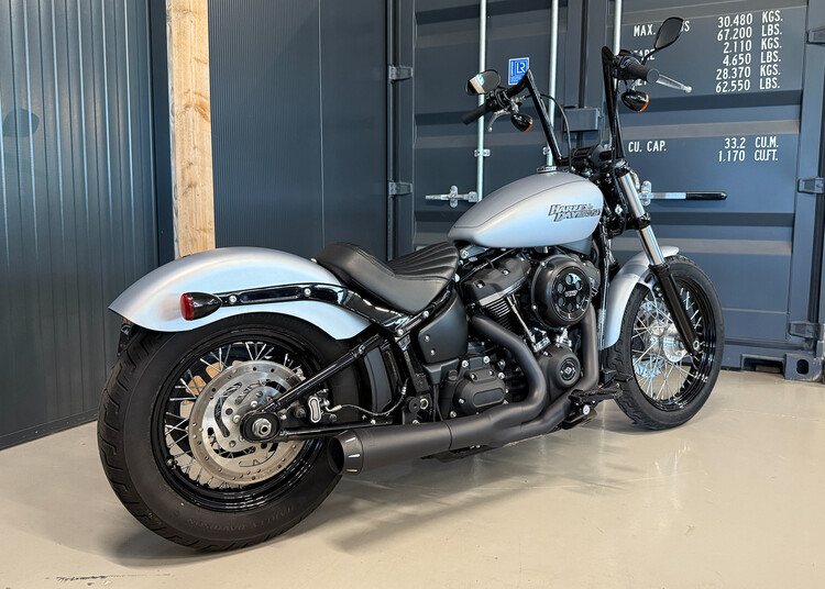 FXBB Street Bob 107 2020