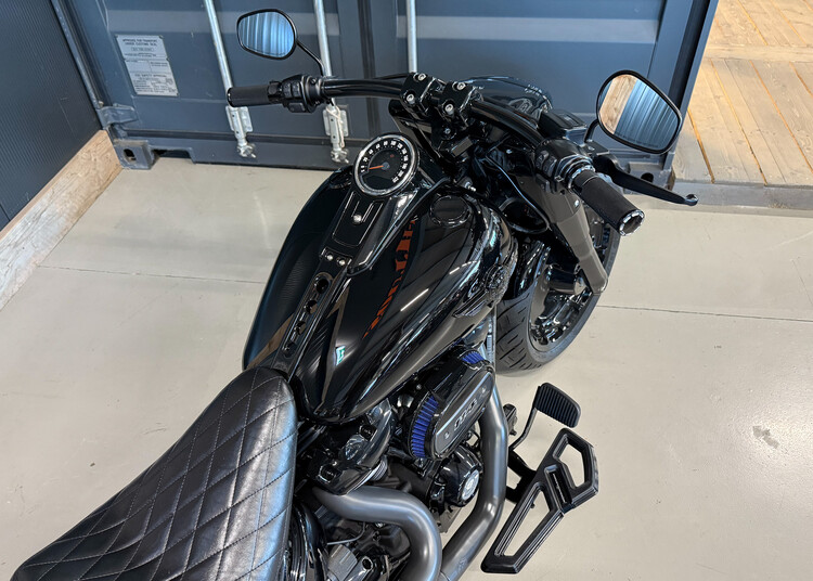 FLFBS Fat Boy Black Out 114 2018