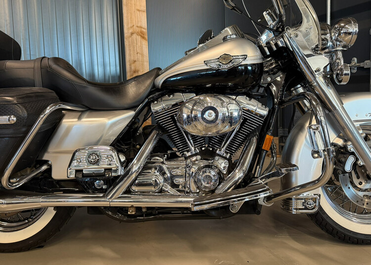 FLHRCI Road King Classic 2003