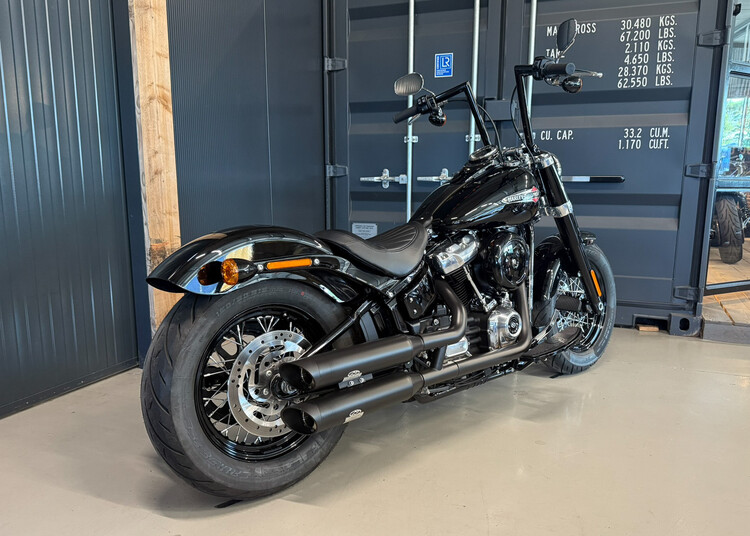 FLS Softail Slim 2012