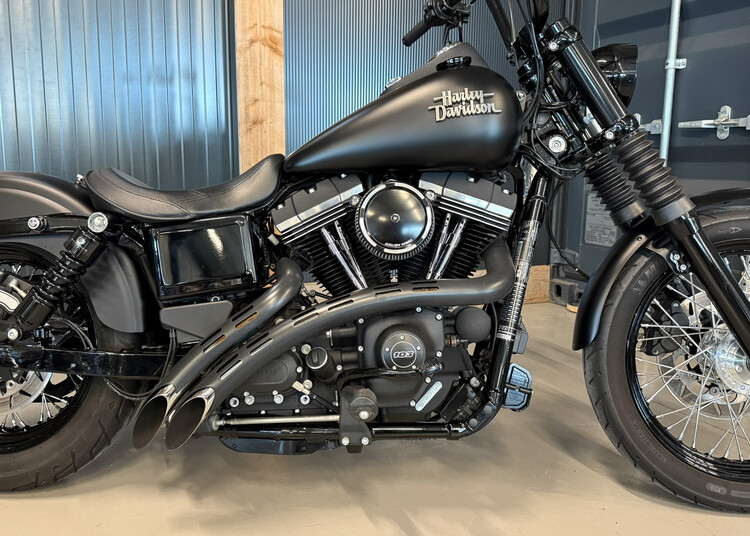 FXDB Street Bob 103 2017