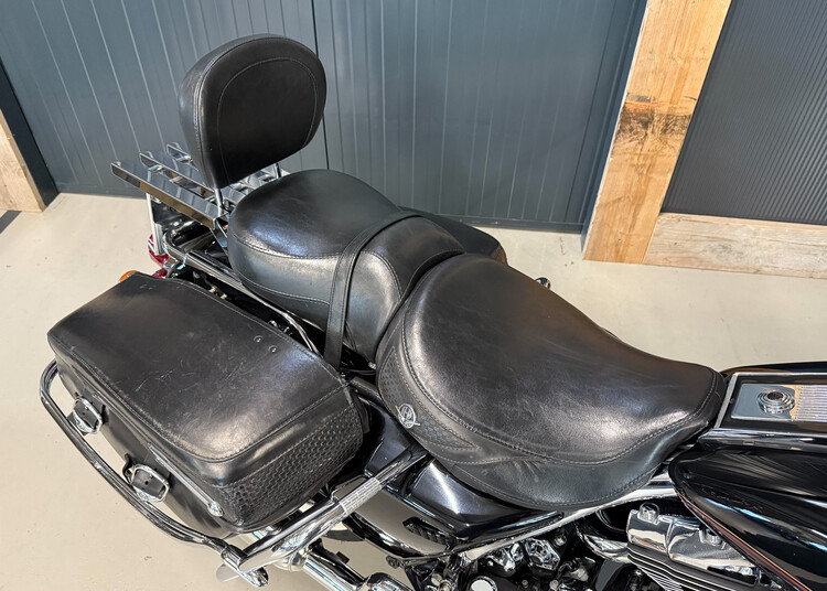 FLHRC Road King 2000