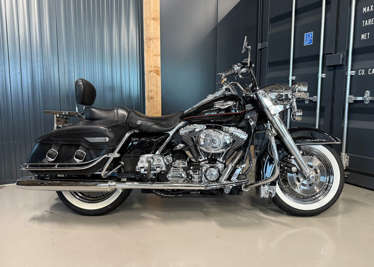 FLHRC Road King 2000