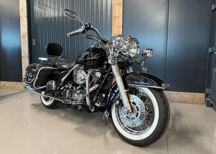 FLHRC Road King 2000