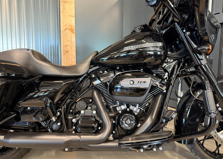 FLHXS 2020 Street Glide Special 