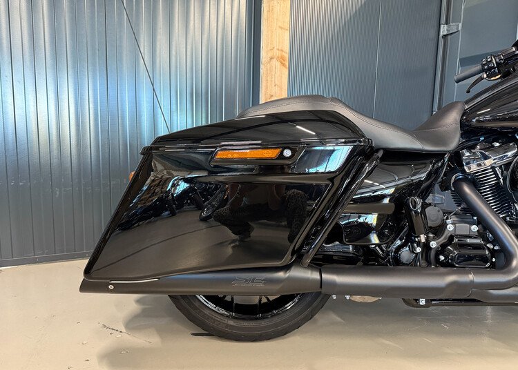 FLHXS 2020 Street Glide Special 