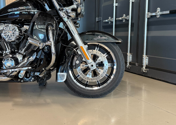 FLHTK Electra Glide Ultra Classic Limited 2016