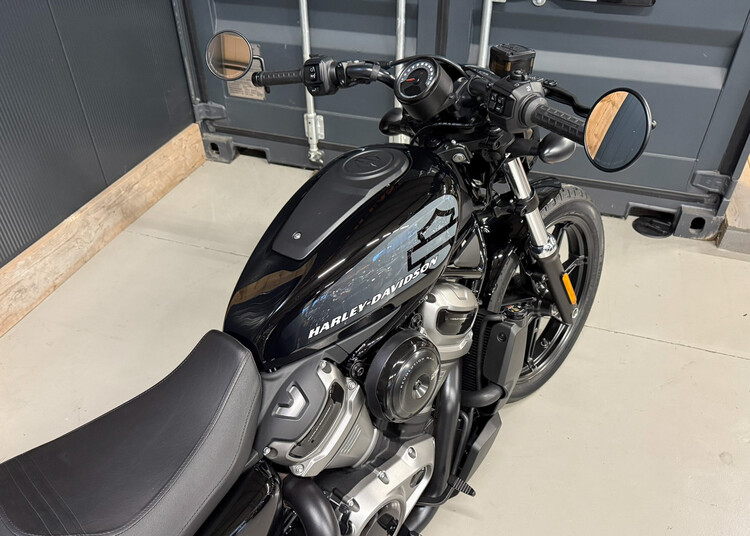 Sportster Nightster 975cc