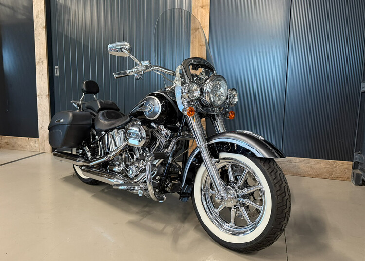 FLSTNSE Softail Deluxe CVO
