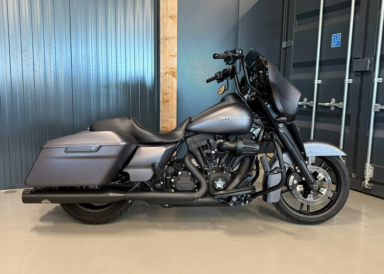 FLHXS Street Glide Special 103 2016