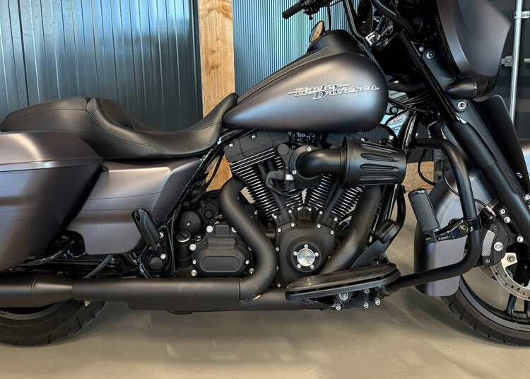 FLHXS Street Glide Special 103 2016